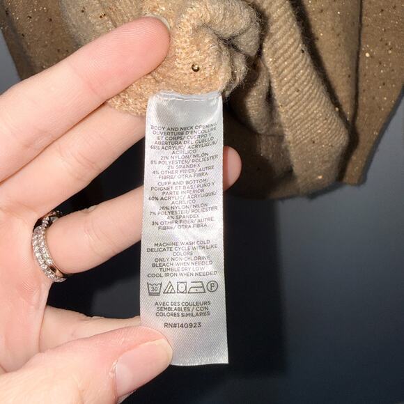 Loft Womens Gold Sequin Sweater Size Medium V-Neck Holiday Party Sparkle Stretch - Picture 5 of 7